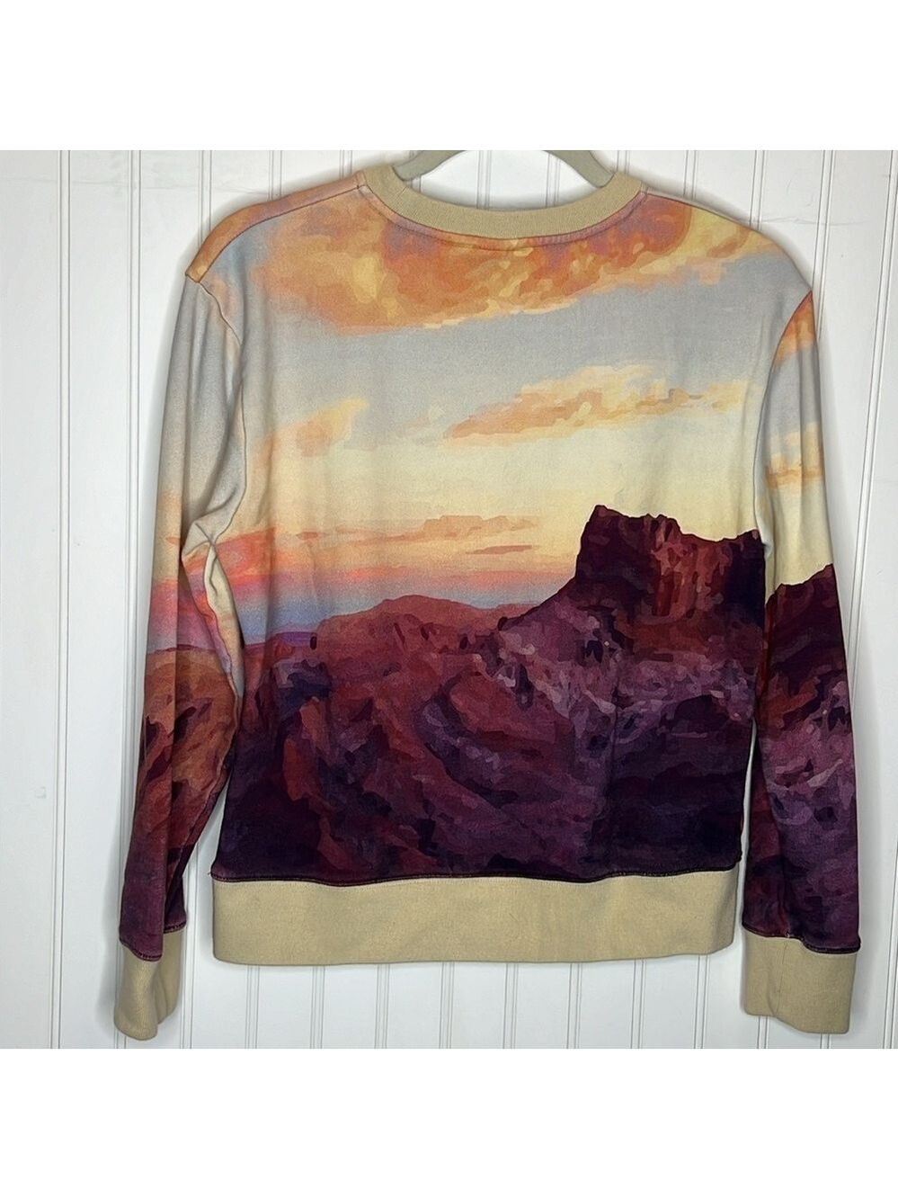 Married to the Mob Logo Sweat Shirt Size Small - Picture 6 of 10